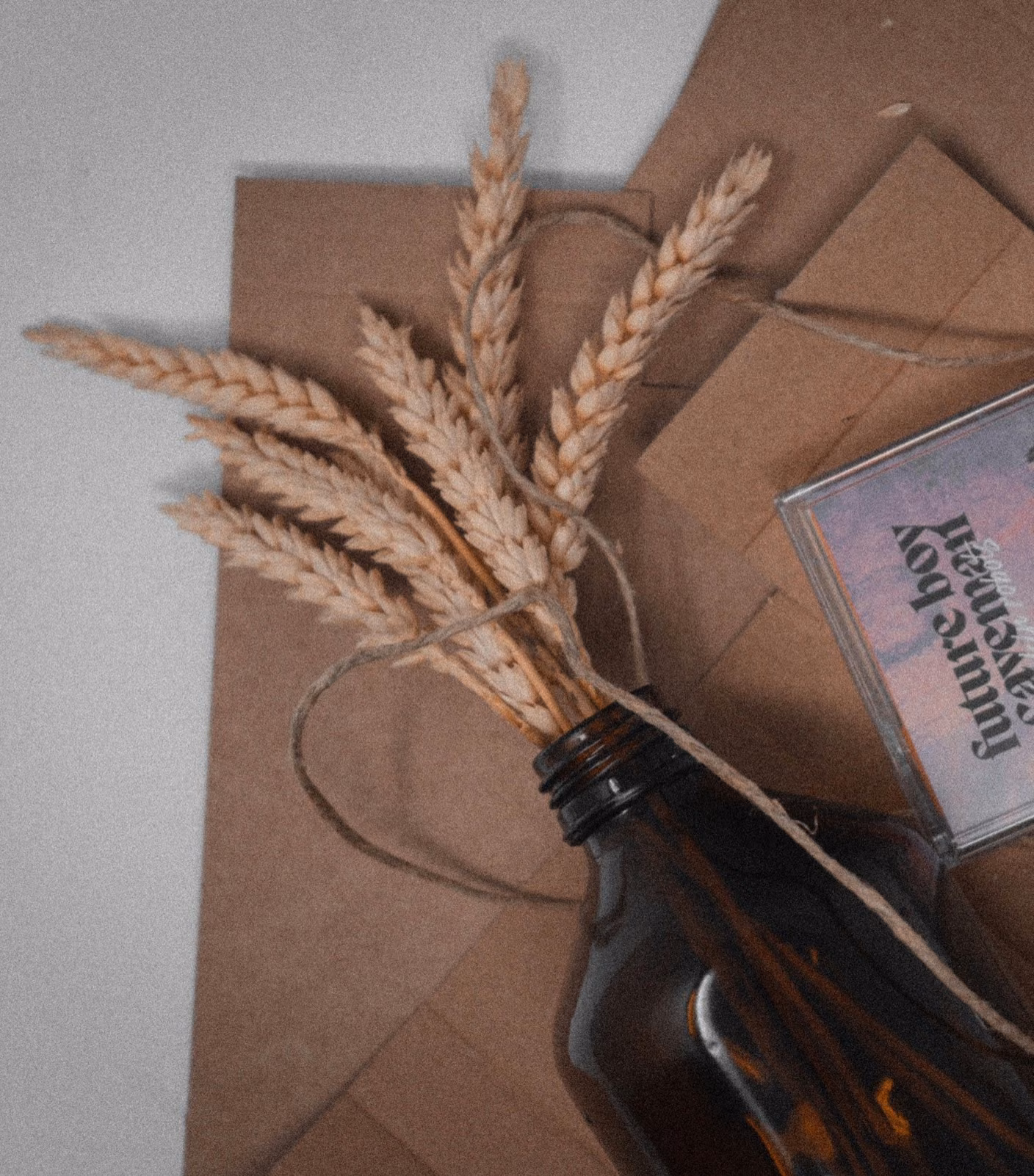 A cassette on its kraft packaging